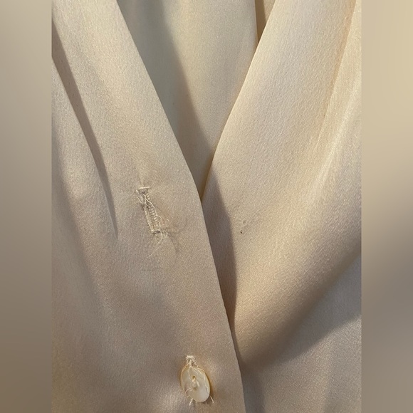 Satin button-up blouse - Picture 3 of 3